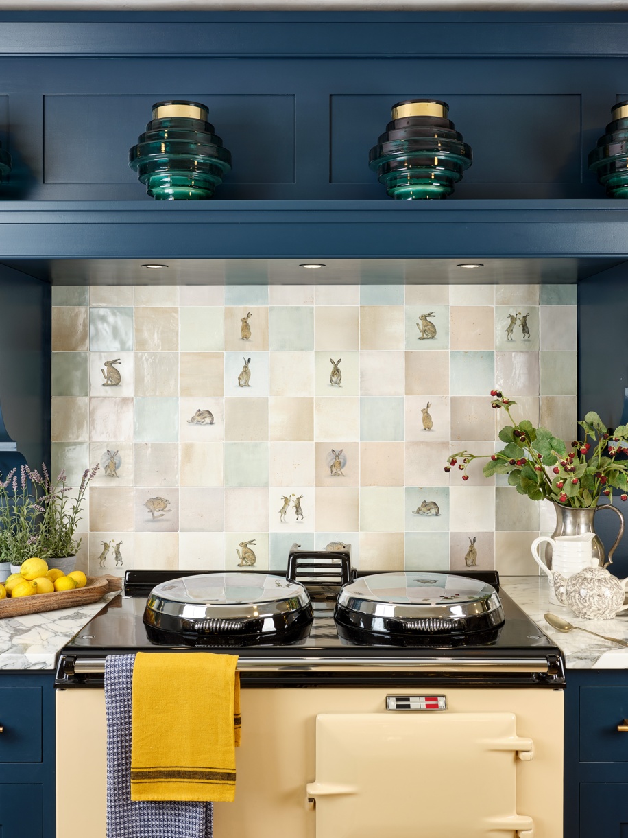 Ca' Pietra Wiltshire Hares On Nuance Base