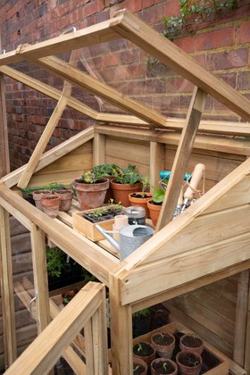 Mini Greenhouse