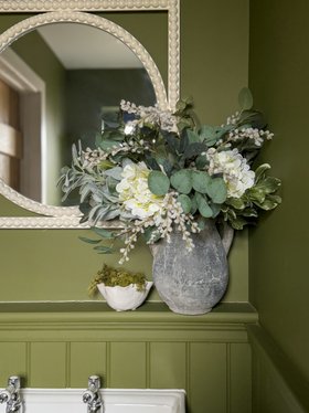 Gathered Medium Bouquet