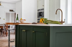 Brass Round Door Knobs in Antique Gold - (Image provided courtesy of Et Lorem Ltd)