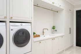 Brass Round Door Knobs in Gold