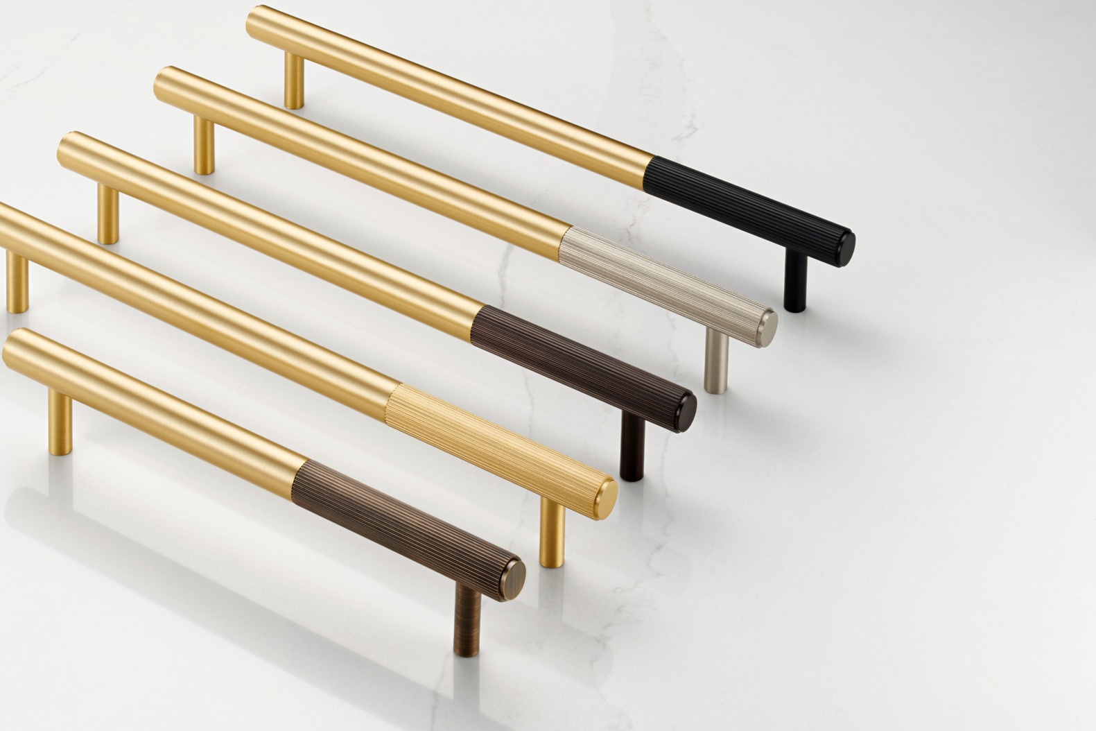 Brass Linear Cabinet Handles in Gold