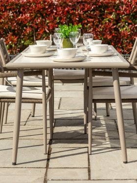 Salerno Garden Table
