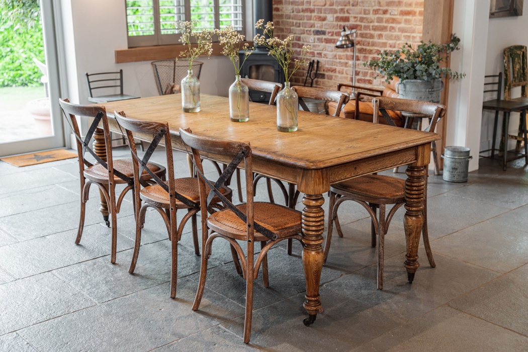 Oak Extending Farmhouse Table - 160 cm - 262cm
