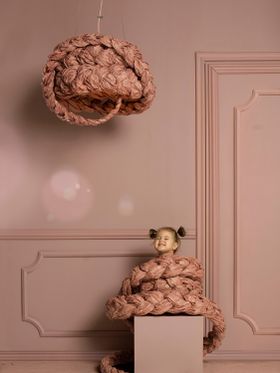 Mammalampa The Bride pendant lamp in red