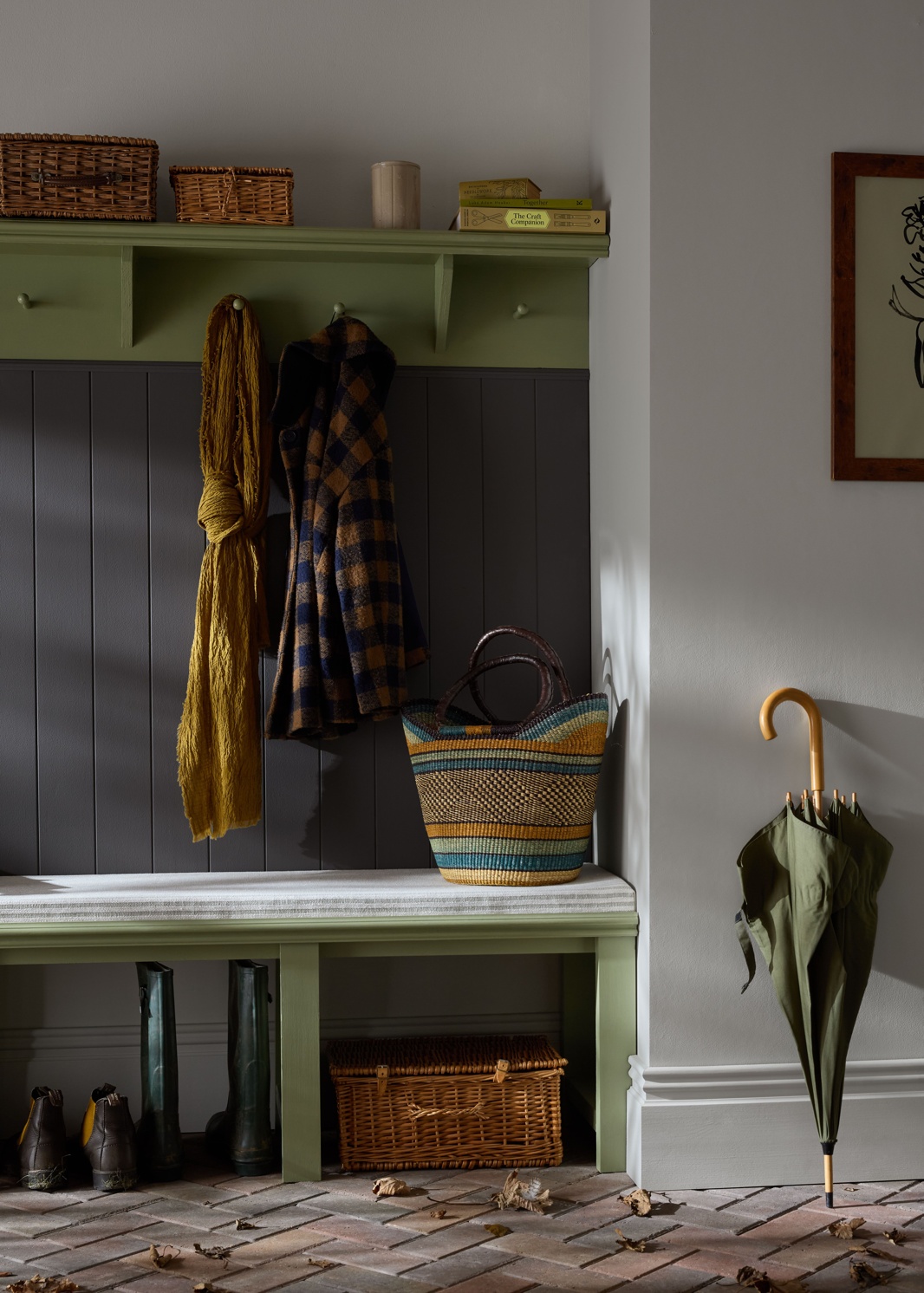 Earthborn - Mr Mole, Oliver Twig, Ragdoll bootroom, straight portrait