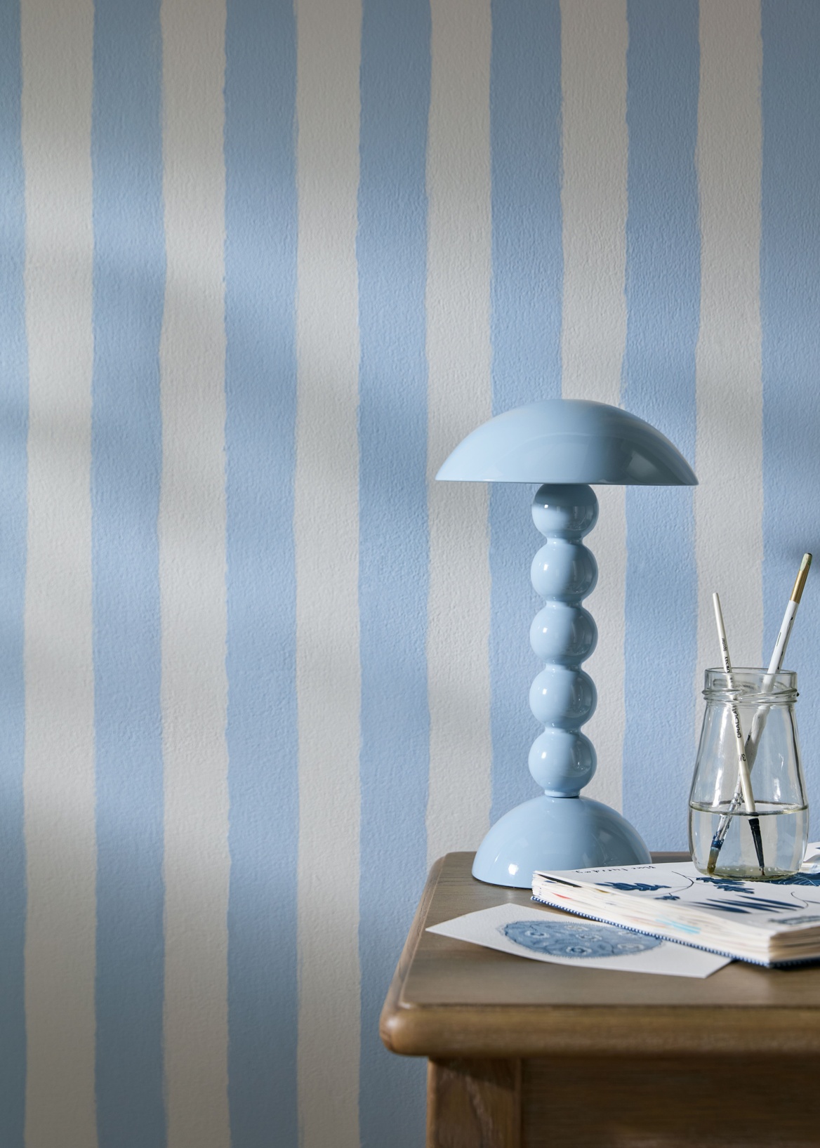 Earthborn Quick Dip, bedside table