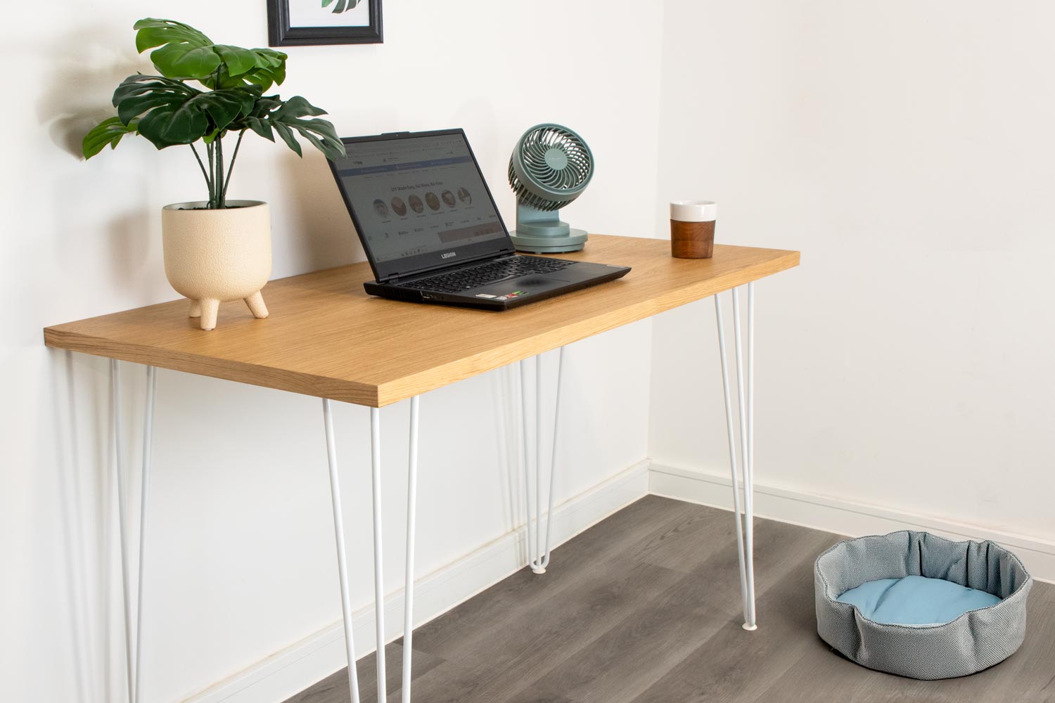 25mm Oak Desk with White Hairpin Legs