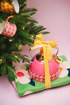 Whistling Kettle Stainless Steel Rose Pink Retro Floral Print - Enamelhappy