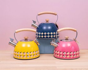 Enamelhappy Retro Floral 2.5l Kettle Range