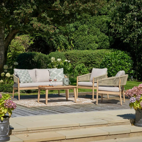 Natural & White Rectangular Indoor Outdoor Garden Rug with Vintage Design – Recycled Weather-Resistant & Durable 230x160cm