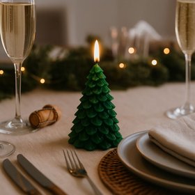 Layered Forest Green Real Wax LED Christmas Tree Candle with Realistic Flickering Flame – Festive Battery Operated Decorative Light 13x8x8cm