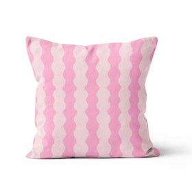 Wavy cushion in pink extreme