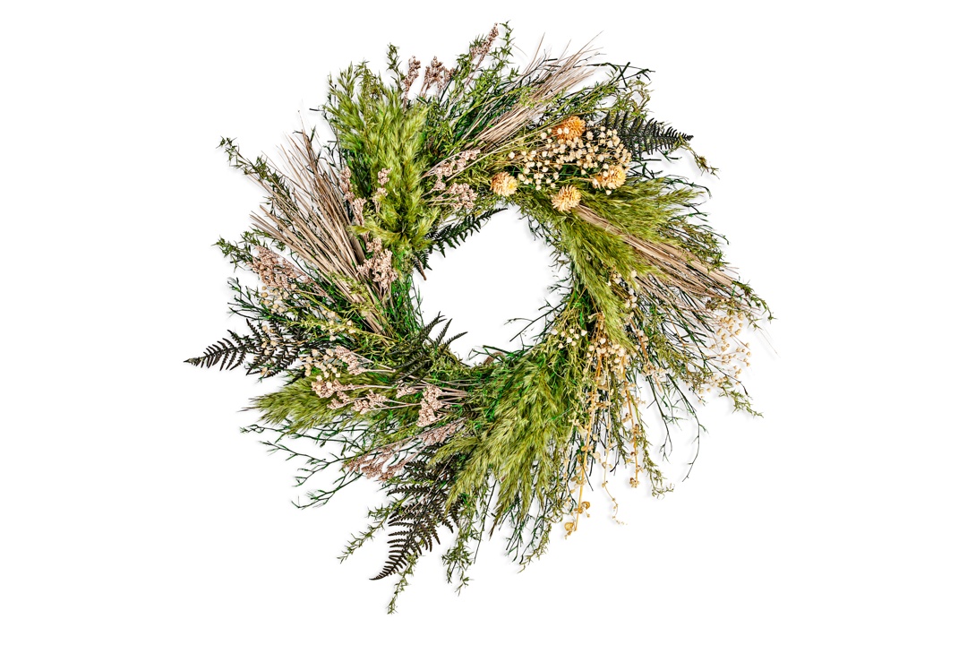 Taraji Wreath in Natural & Moss