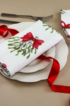 Cream Bows Napkins (pair)