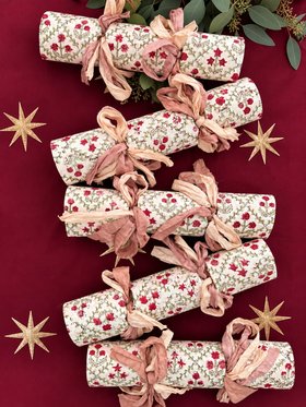 Whimsical Christmas crackers