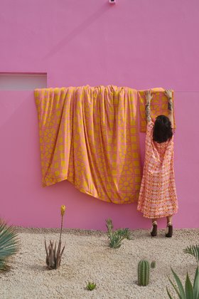 Los Felices Duvet Cover
