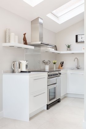 Harvey Jones Linear Kitchen