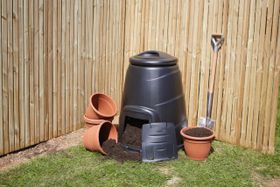 Verve Stackable Beehive composter 220L