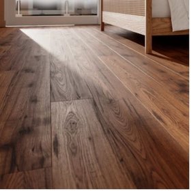 GoodHome Otley Dark Brown Natural Oak Wood effect Structured Laminate Flooring, 1.868m²