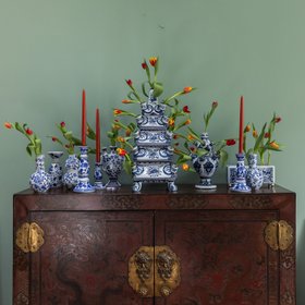 Delft Tulipiere Tall - Hand Painted Ceramic