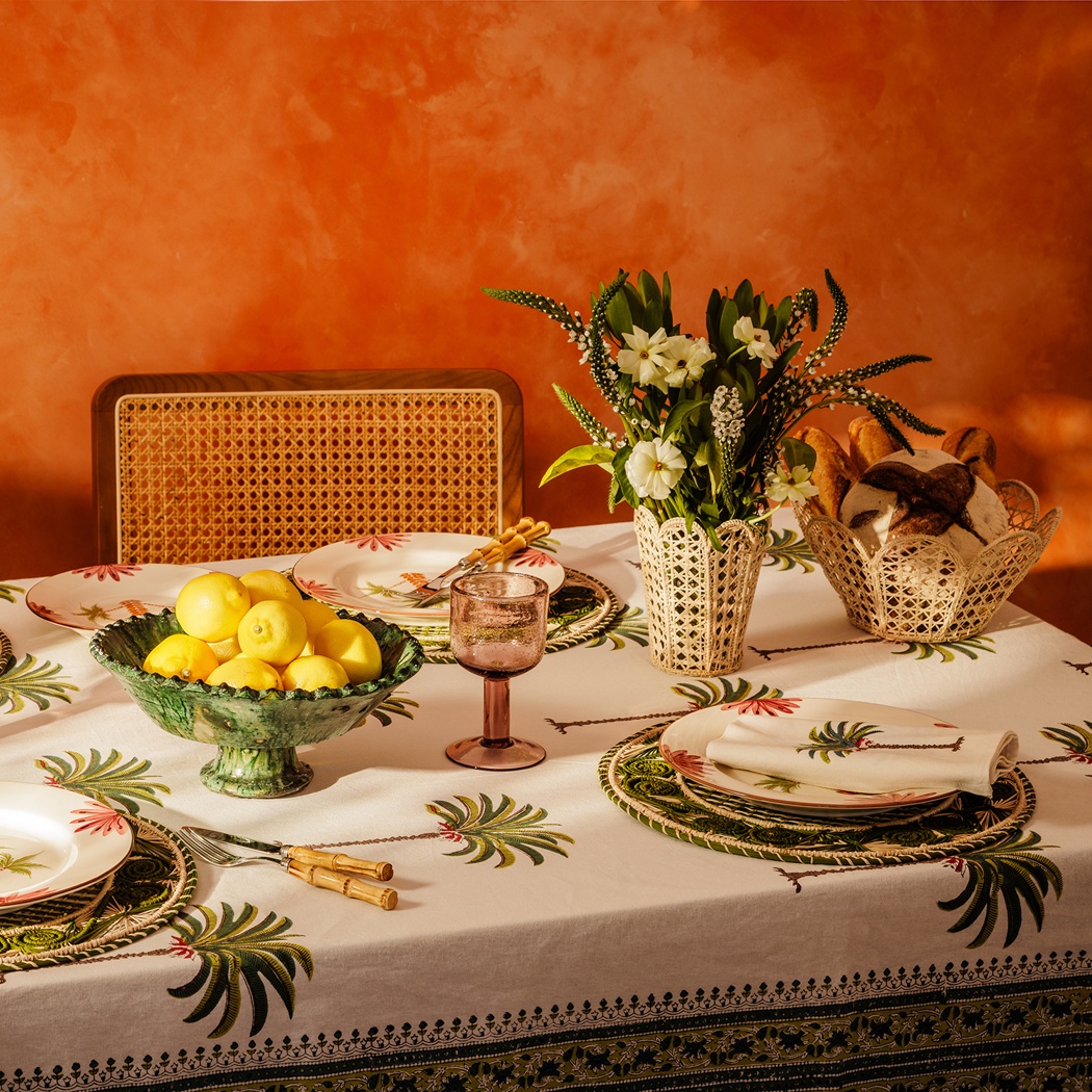 Arabella Dinner Plate, Green Palm Tree