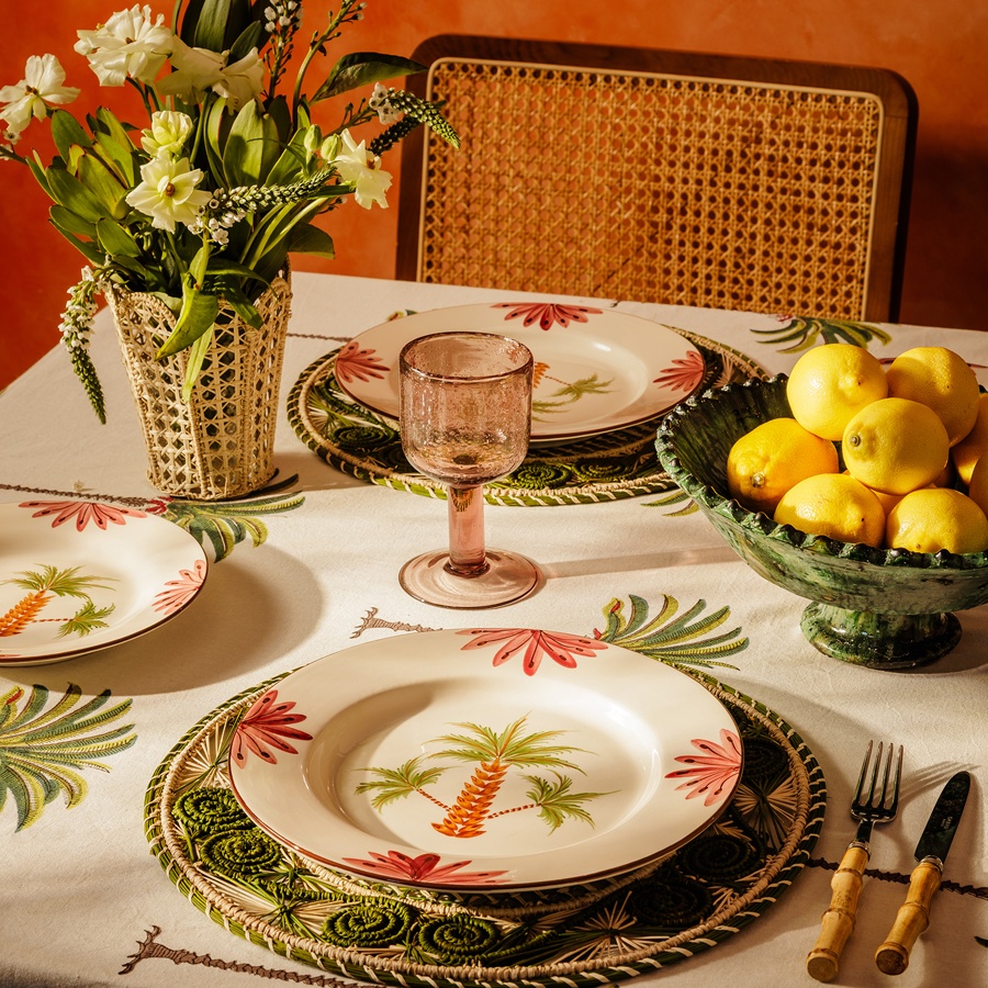 Arabella Dinner Plate, Green Palm Tree