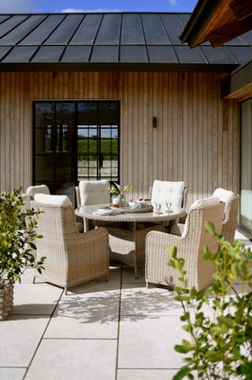 Brimscombe Luxury Woven 6 Seater Dining Set