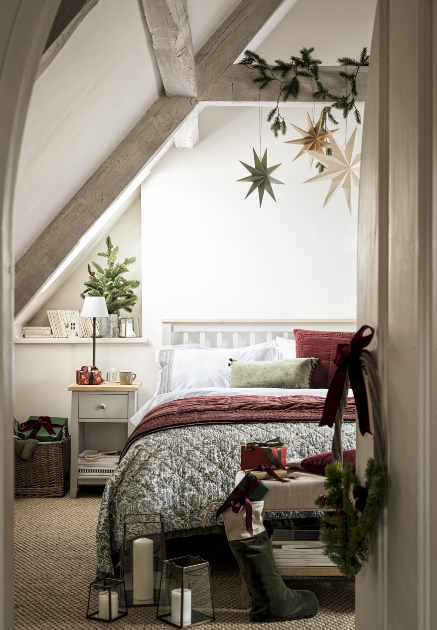 Chester Dove Grey Double Bed