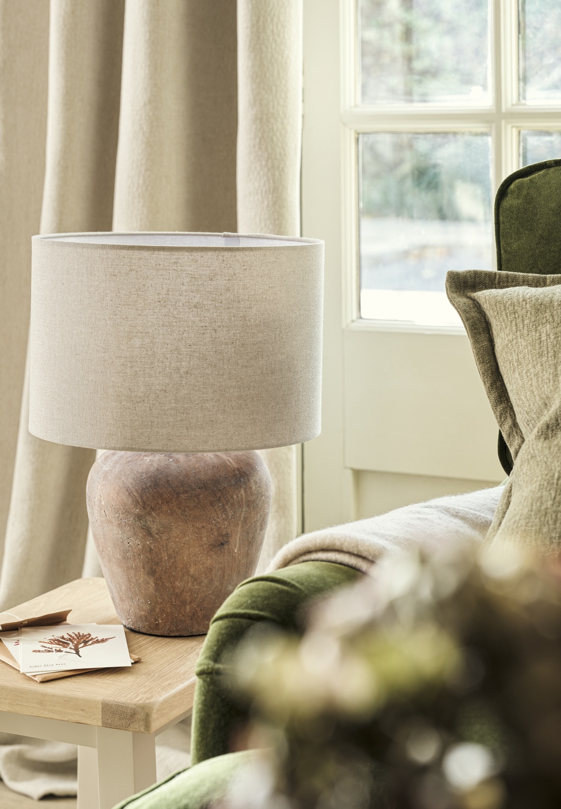 Perrinsfield Brown Table Lamp