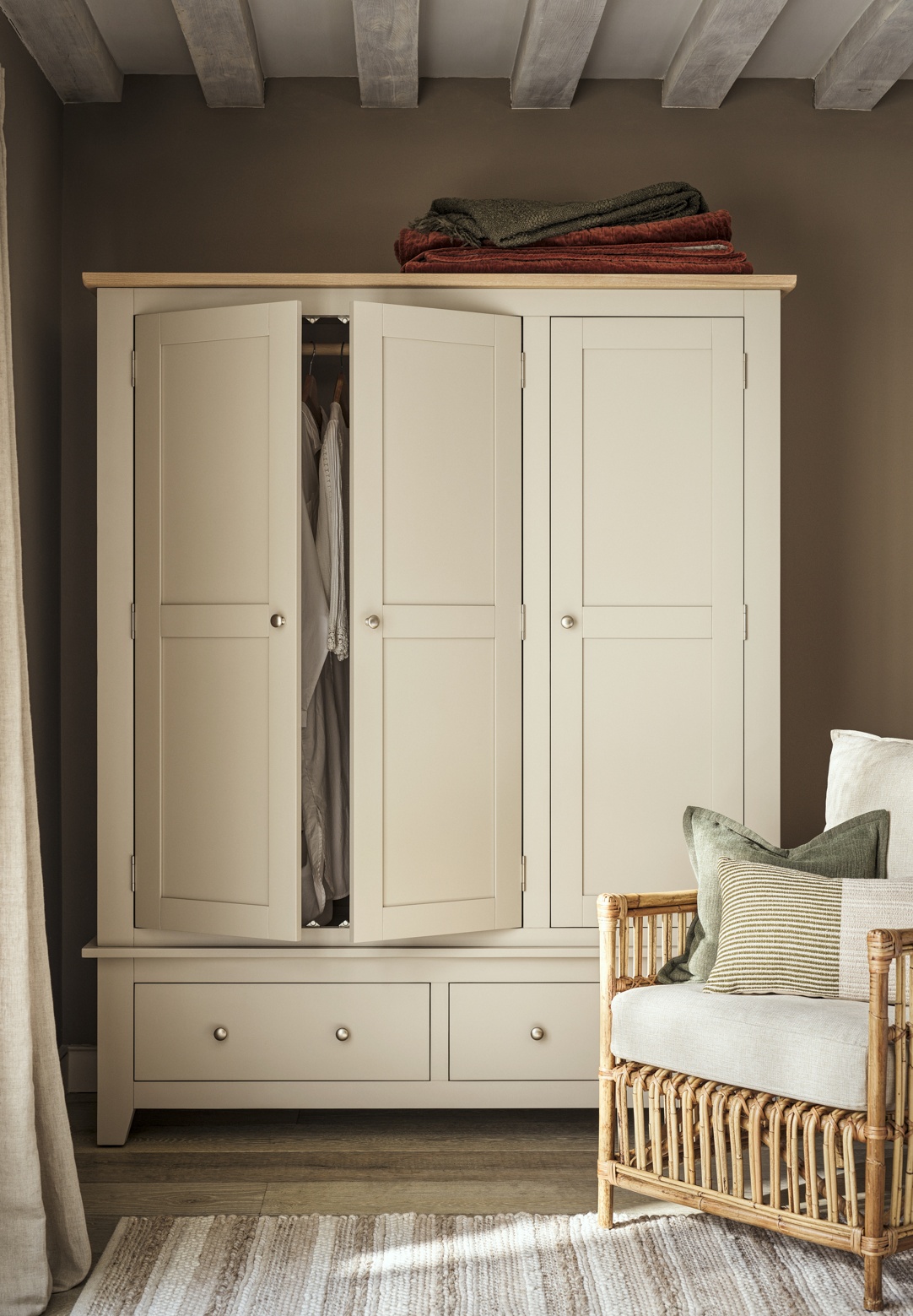 Chester Limestone Triple Wardrobe