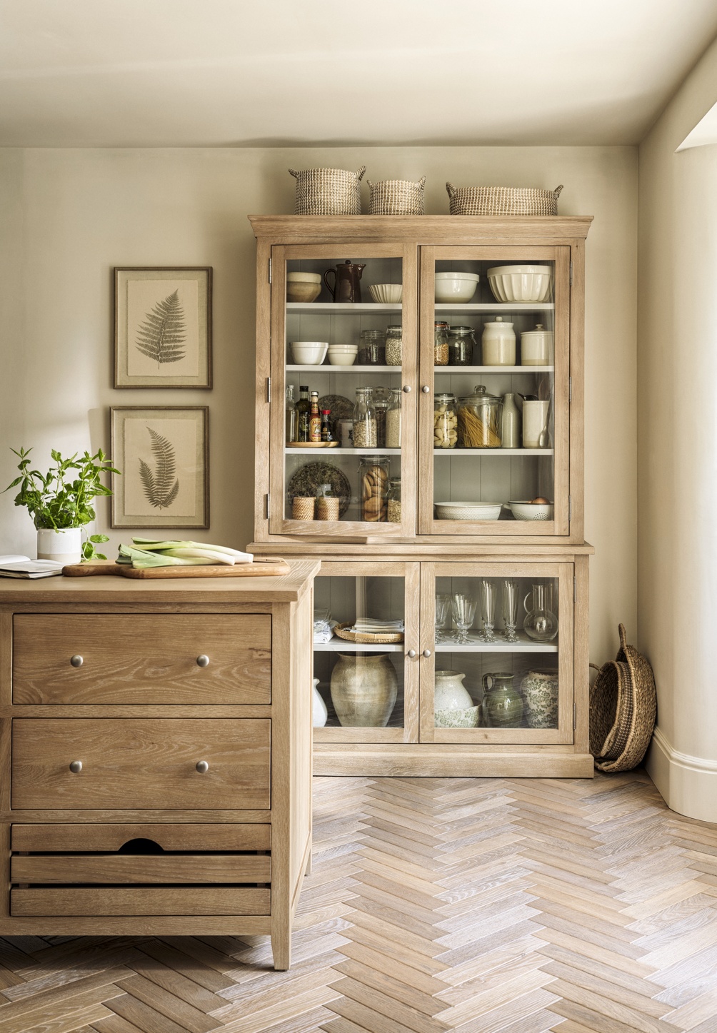 The Cotswold Company Autumn Kitchen
