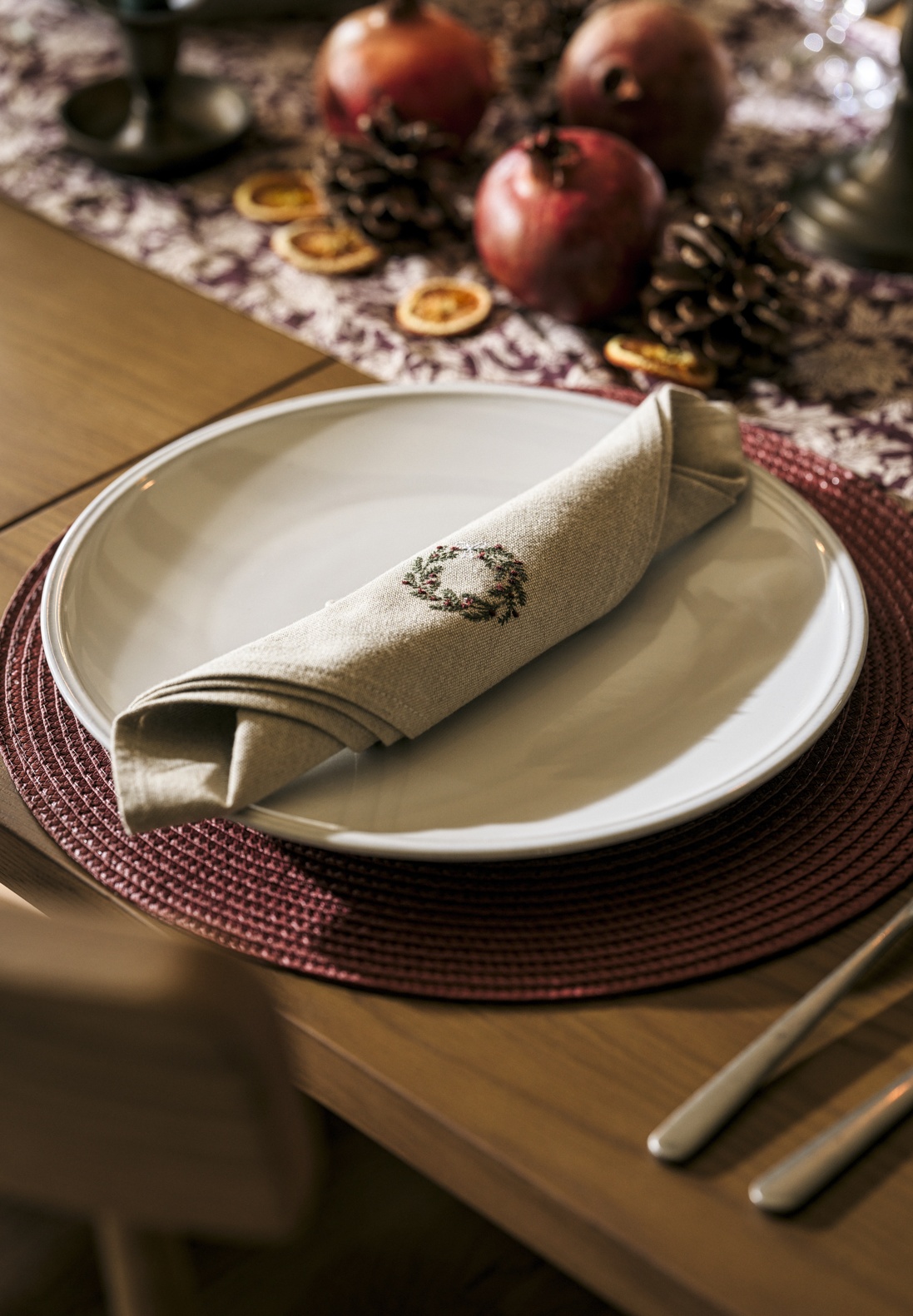 The Cotswold Company Christmas Dining