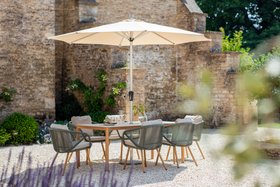 Bramblecrest Helsinki 6 Seat Rectangle Dining Set with Parasol & Base