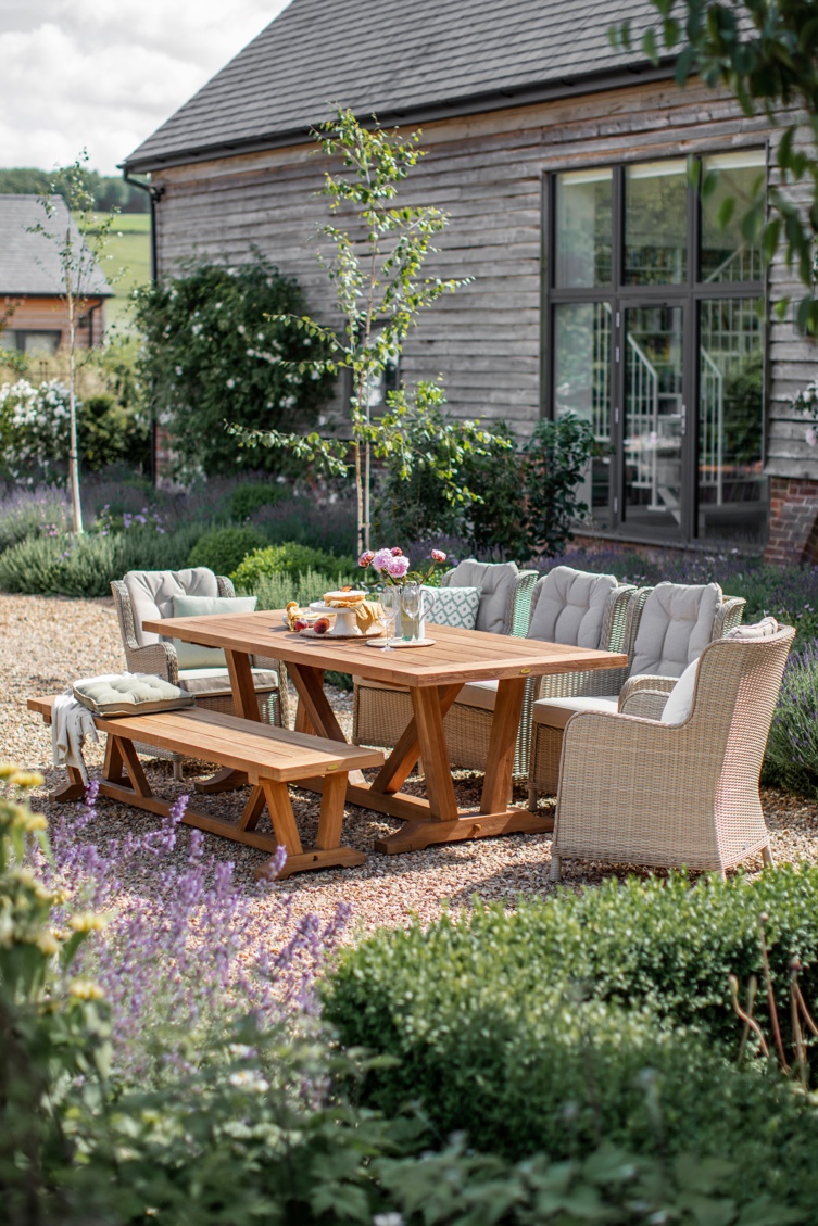 Bramblecrest Kuta Teak Table with 5 Chedworth Chairs and Teak Bench