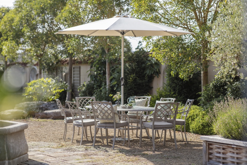 RHS By Bramblecrest Bridgewater 213 X 108cm Oval Table With 8 Armchairs Stone