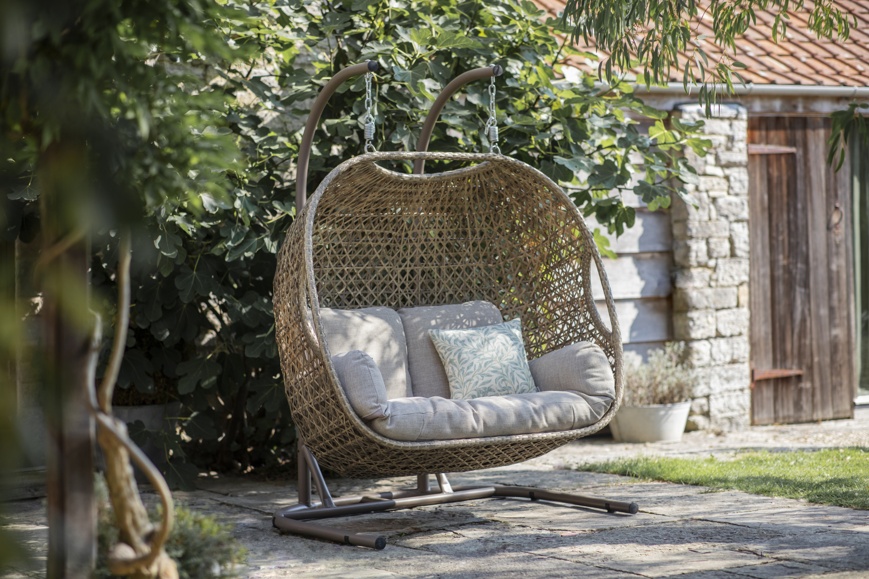 RHS By Bramblecrest Rosemoor Double Cocoon