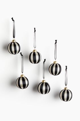 H&M Home, 6 Pack Small Christmas Baubles £3.99