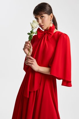 FEMPONIQ Bow Tie Neck Pleated Midi Dress - Scarlet Red