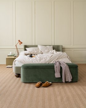 Felix Bed in Toscana, Spring with Felix Ottoman
