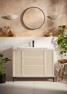 Bota 100 Fluted Cabinet Stone