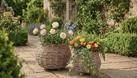 Bayan Indoor Outdoor Grey Kubu Bulbous Basket Planters S/2