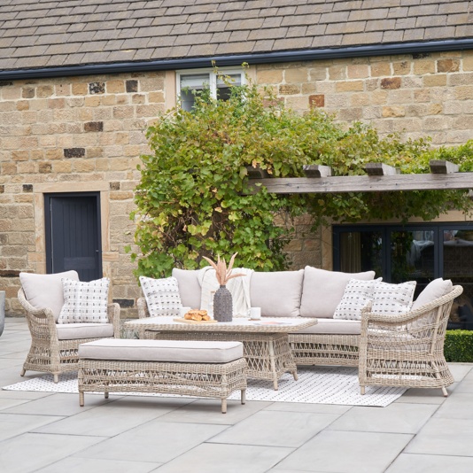 Palmi Woven Outdoor Seating Set