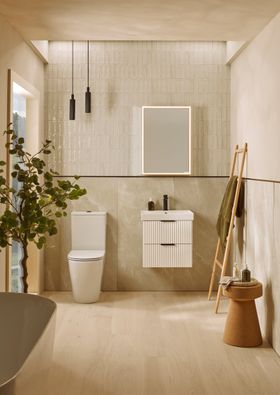 Cadence 500 Matt White Fluted Front On 0157