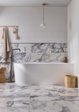 Cadence Corner Bath Tub Lifestyle 5