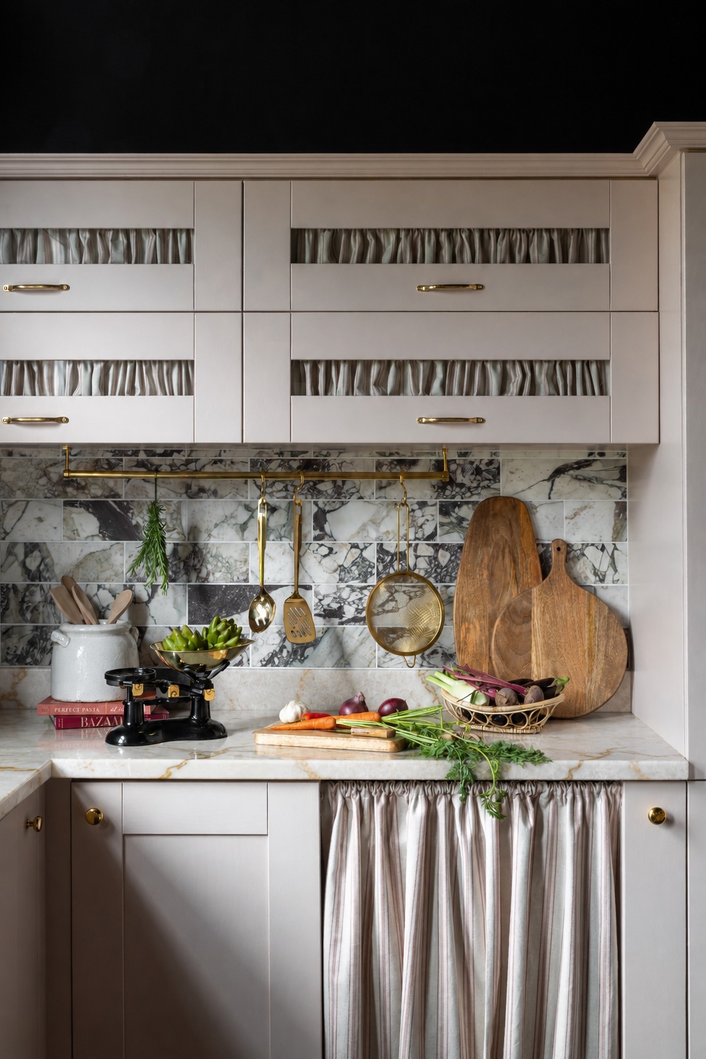 Autumn:Winter Kitchen