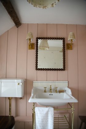 MT - Wilding Border Tile in Emma Diaz' Pink Bathroom
