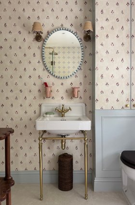 MT - 13x13cm Floral Delft Corners in Girls' Bathroom by Victoria Von Westenholz
