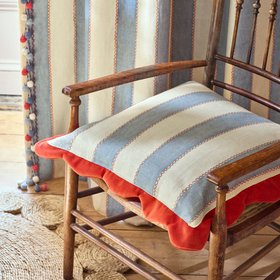 Lola Stripe Cancan Detail