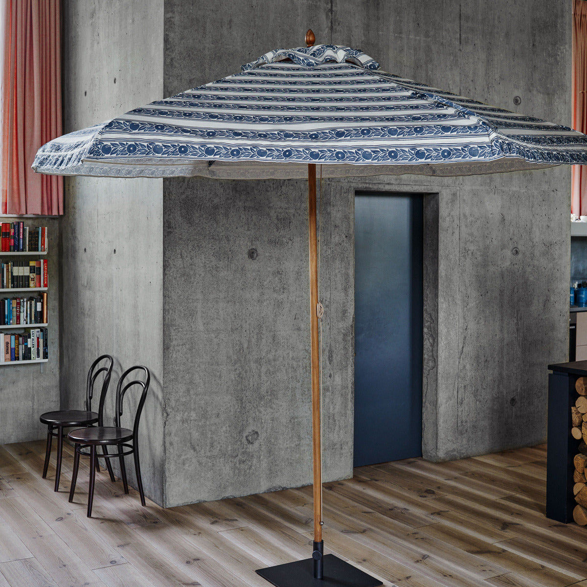 William Morris Fruit striped blue & white parasol